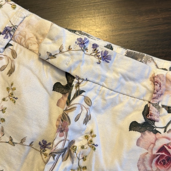 EUC! Level 99 floral print shorts! - Picture 2 of 5